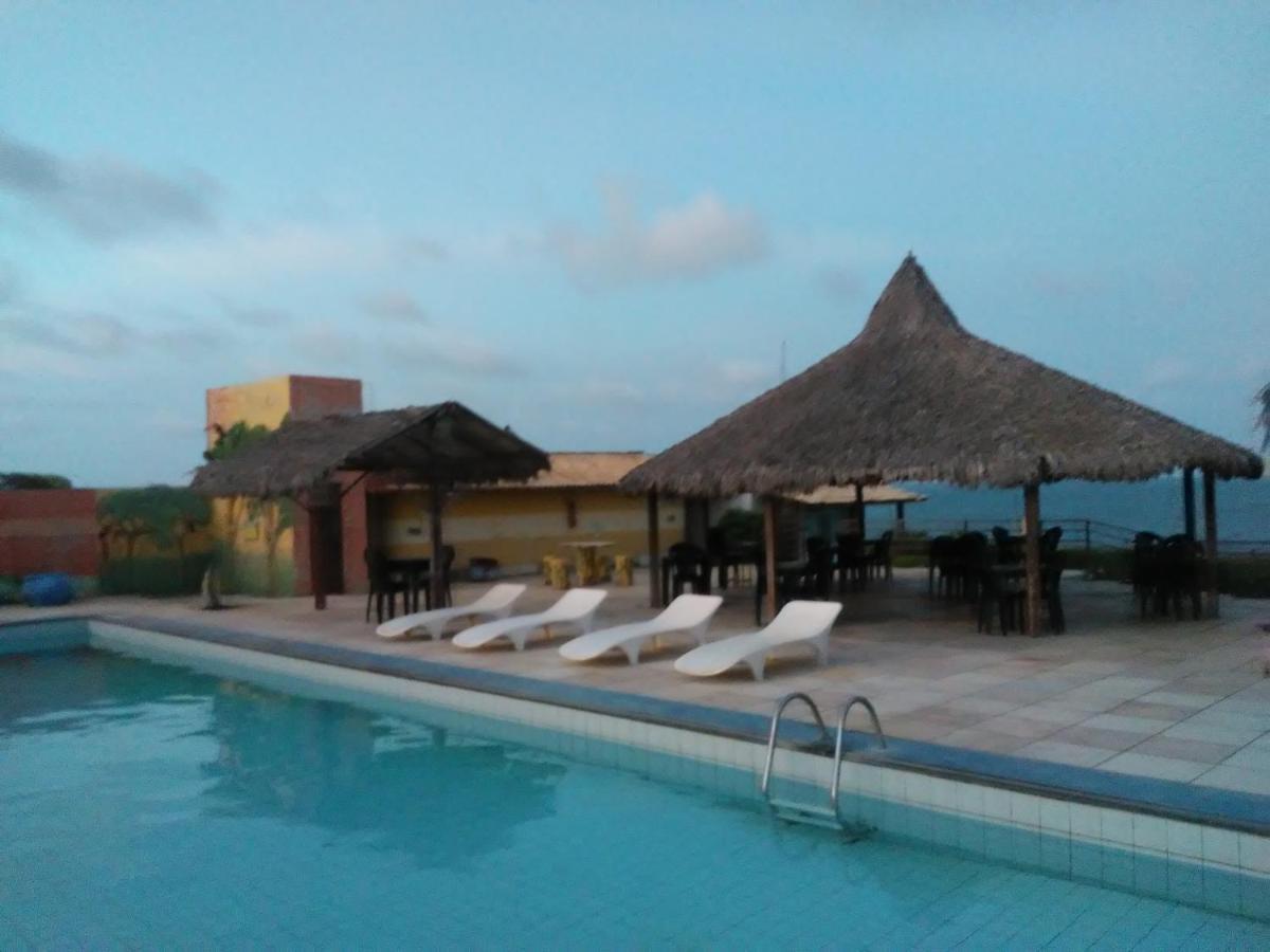 Hotel Das Falesias Беберибе Екстериор снимка