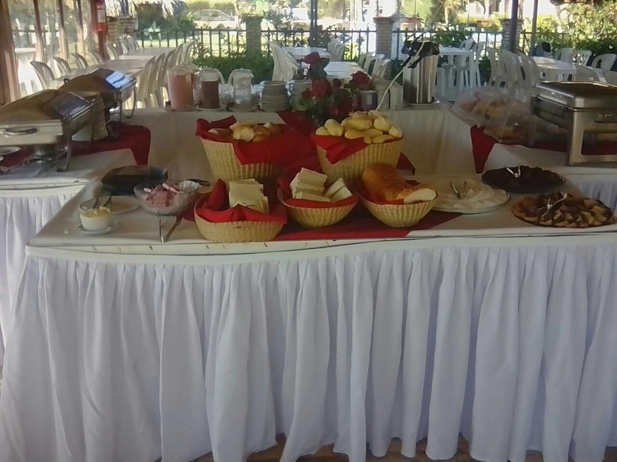 Hotel Das Falesias Беберибе Екстериор снимка